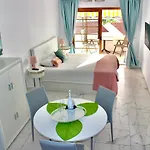Garden Premium - Full Seaview